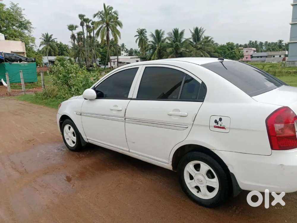 Hyundai Verna Crdi 2009