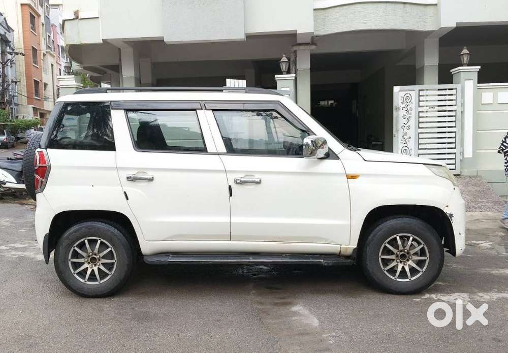 Mahindra Tuv 300 T6, 2015, Diesel