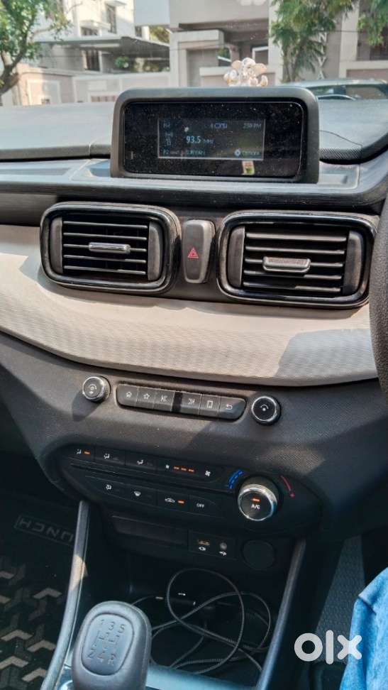 Tata Punch Pure, 2022, Petrol