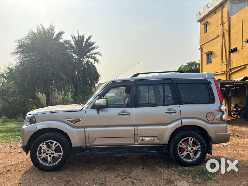 Mahindra Scorpio Classic 2016 Diesel 95000 Km Driven