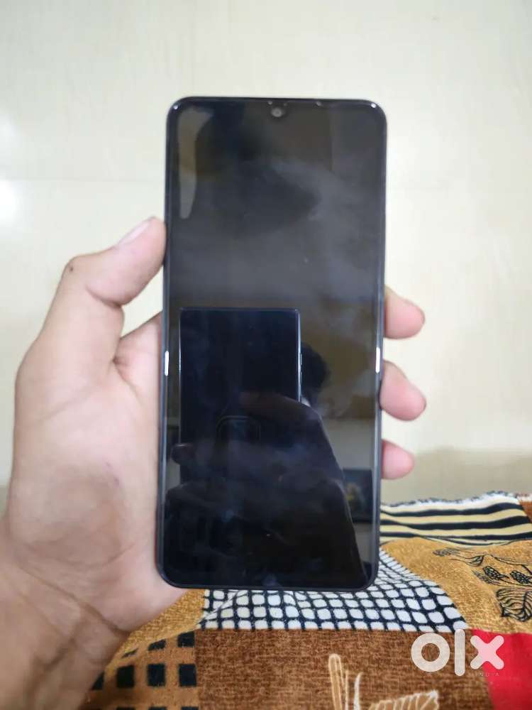 REDMI

A4 (Starry Black, 128 GB) (4 GB RAM)