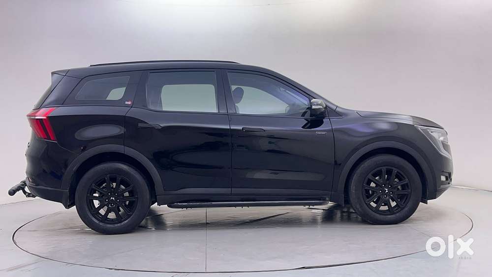 Mahindra Xuv700 2.0 Ax 7 Petrol At Luxury Pack Str, 2025, Petrol
