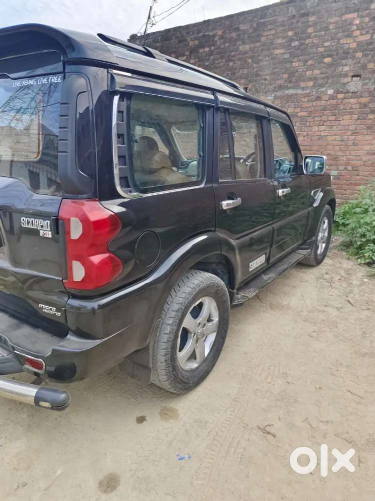 Mahindra Scorpio S11 2021