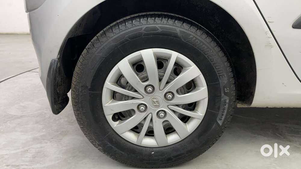 Hyundai I10 Sportz 1.1 Irde2, 2015, Petrol
