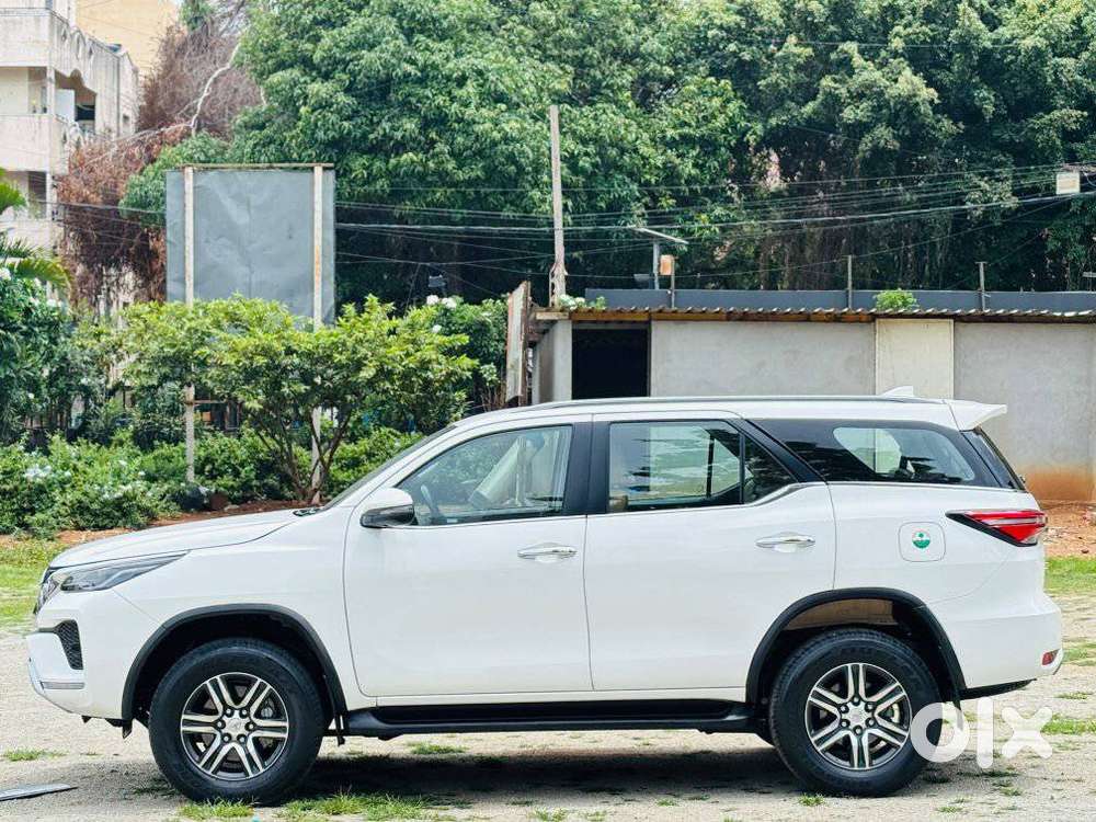 Toyota Fortuner 4x2 At 2.8 Diesel, 2022, Diesel