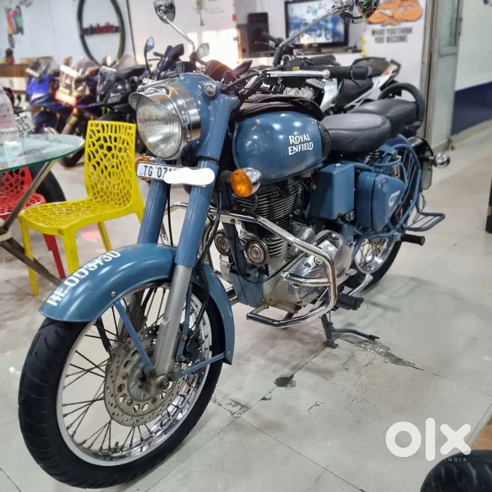 Royal Enfield Classic 500 Squadron Blue Motorcycles 1825126738