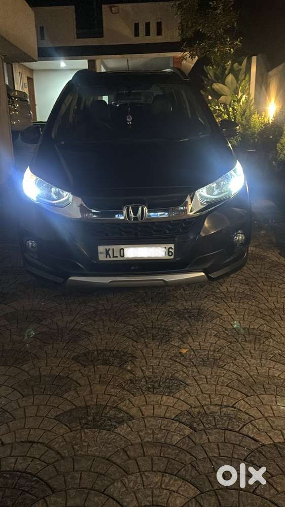 Honda Wr-v 2017 Model Full Option With Sunroof