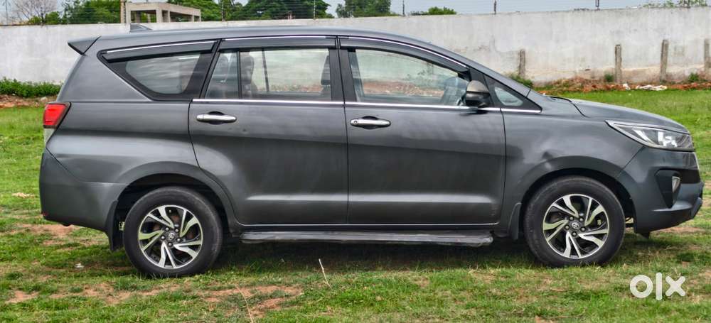 Toyota Innova Crysta 2.8z Automatic, 2021, Diesel
