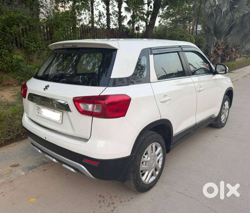 Maruti Suzuki Brezza 1.5 Lxi Smart Hybrid, 2021, Petrol