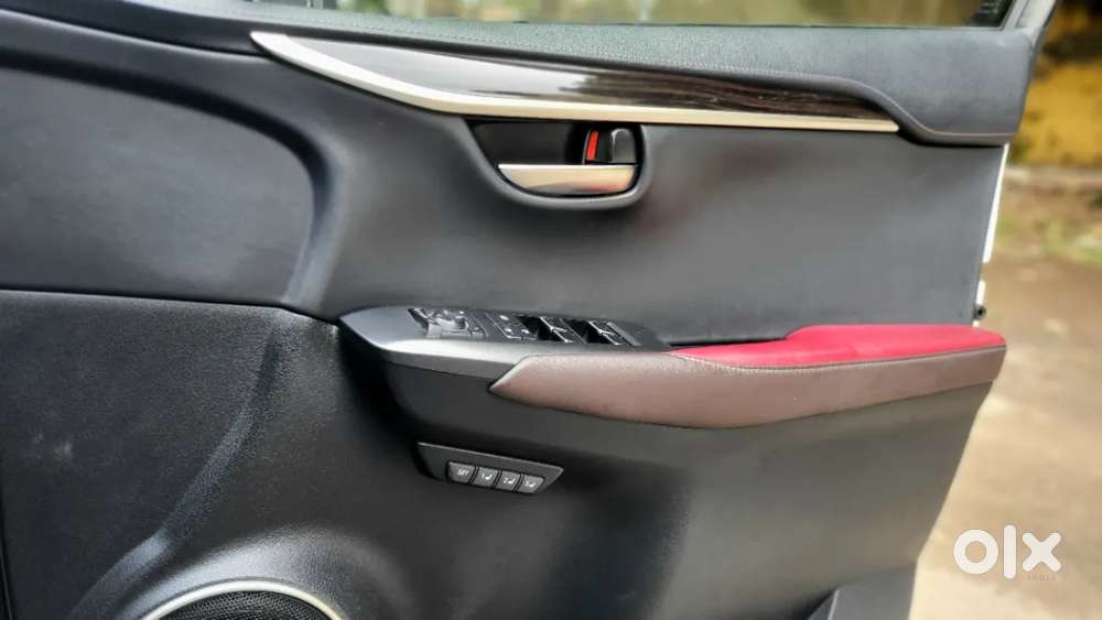 Lexus Nx, 2018, Petrol