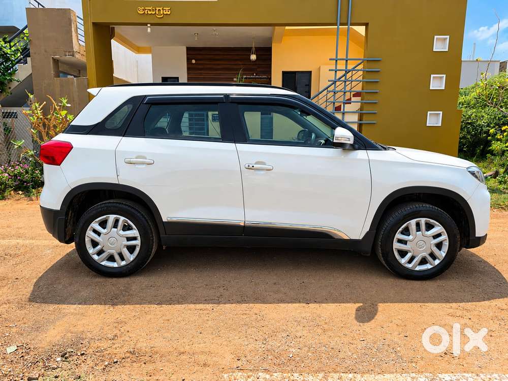 Maruti Suzuki Brezza 1.5 Vxi Smart Hybrid, 2021, Petrol