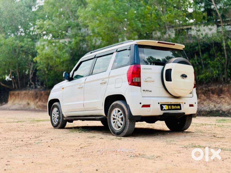 Mahindra Tuv 300 T8 Amt (automatic), 2016, Diesel