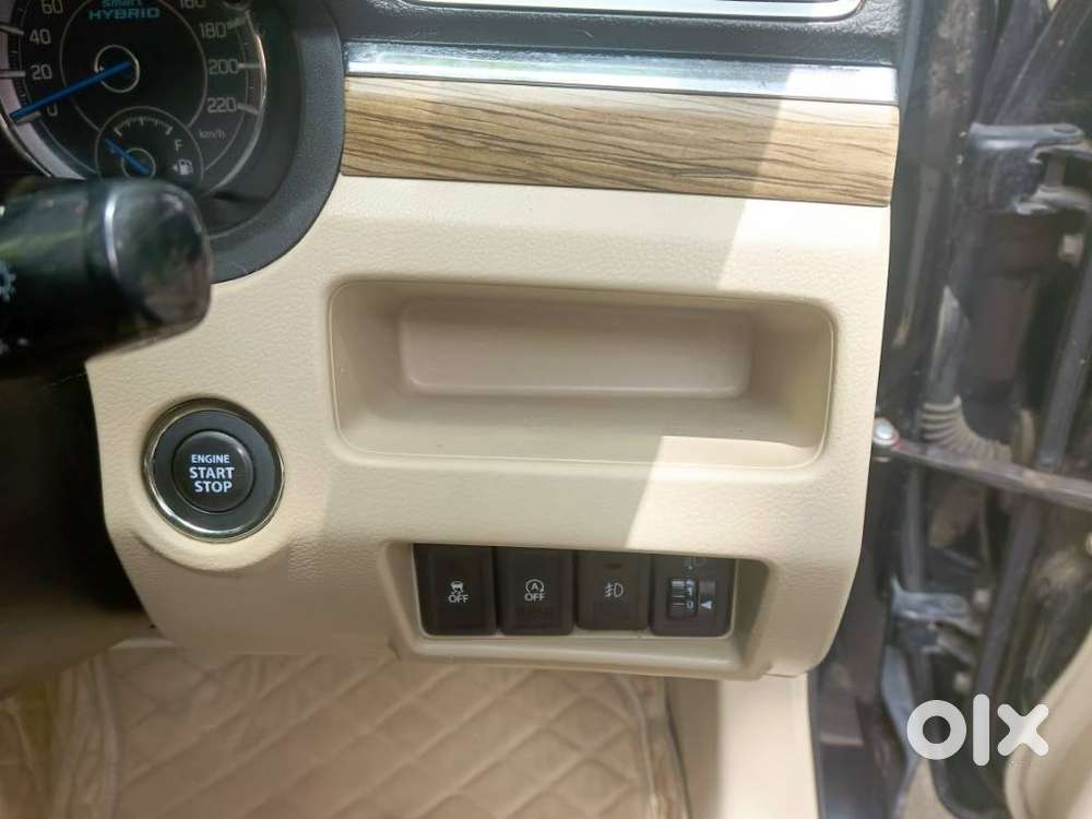 Maruti Suzuki Ciaz Smart Hybrid Alpha , 2021, Petrol