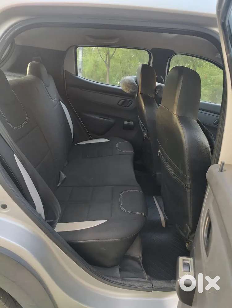 Car Kwid 2016 Rxt 90400 1st Owner Single Hand Driven Cng Fitted 32 Kml