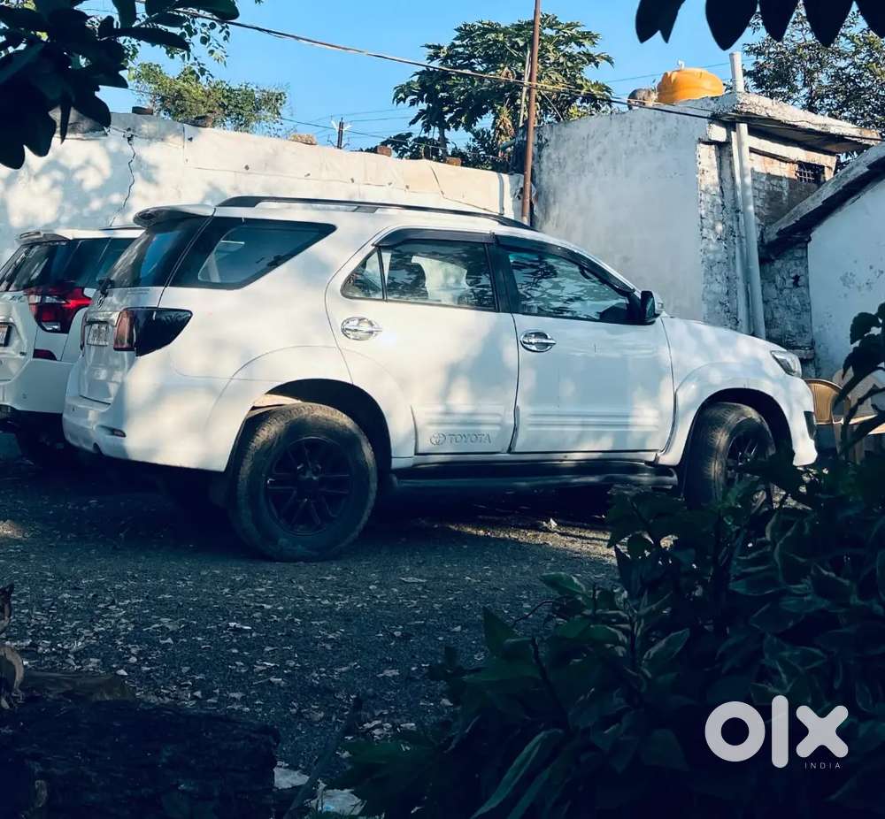 Toyota Fortuner 4x2 Manual Transmission 2014