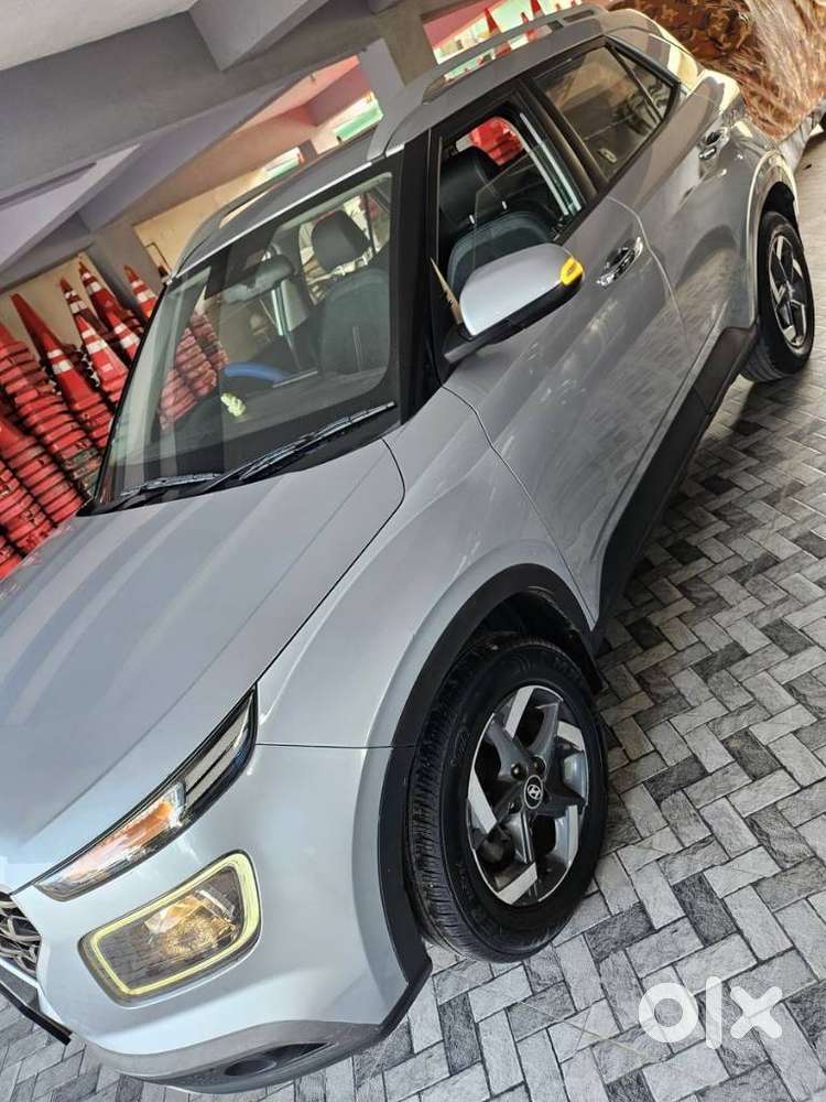 Hyundai Venue Sx (o) Mt 1.5 Diesel, 2019, Diesel