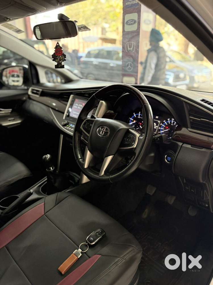 Toyota Innova Crysta [2020-ongoing] 2.4 Vx 7 Str, 2021, Diesel