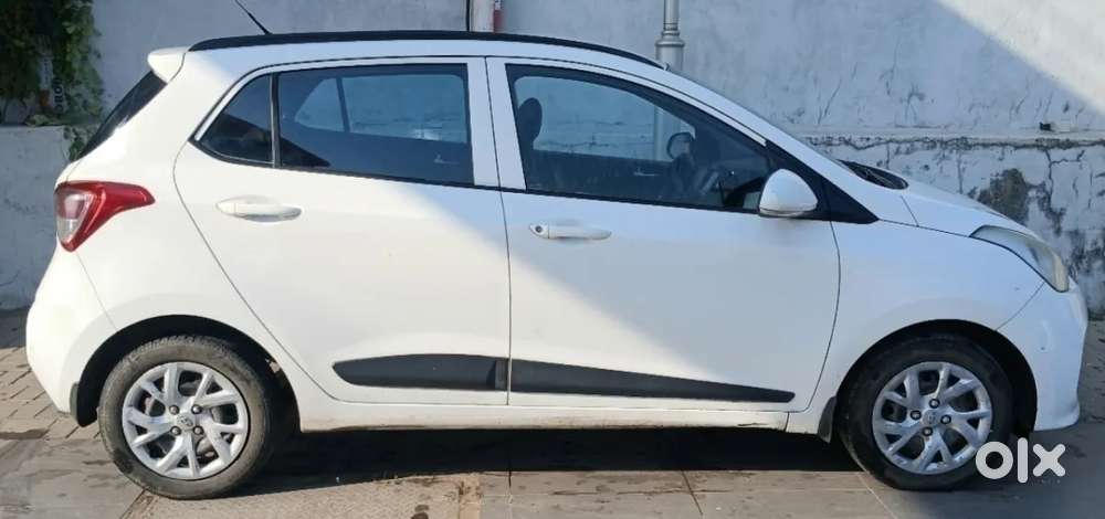 Hyundai I10 Sportz Option, 2018, Petrol