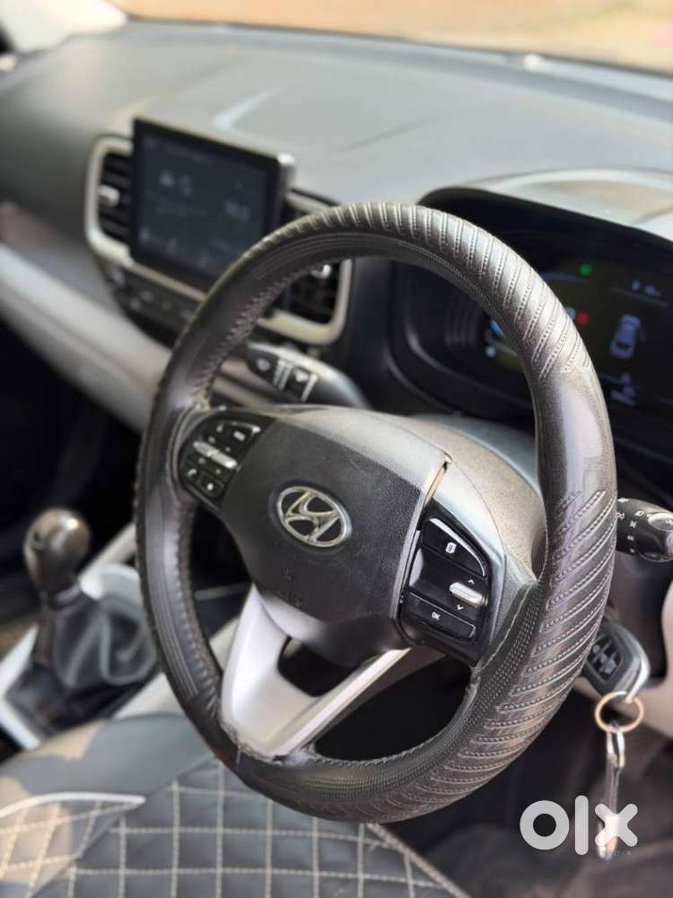 Hyundai Venue S 1.2 Petrol, 2024, Petrol