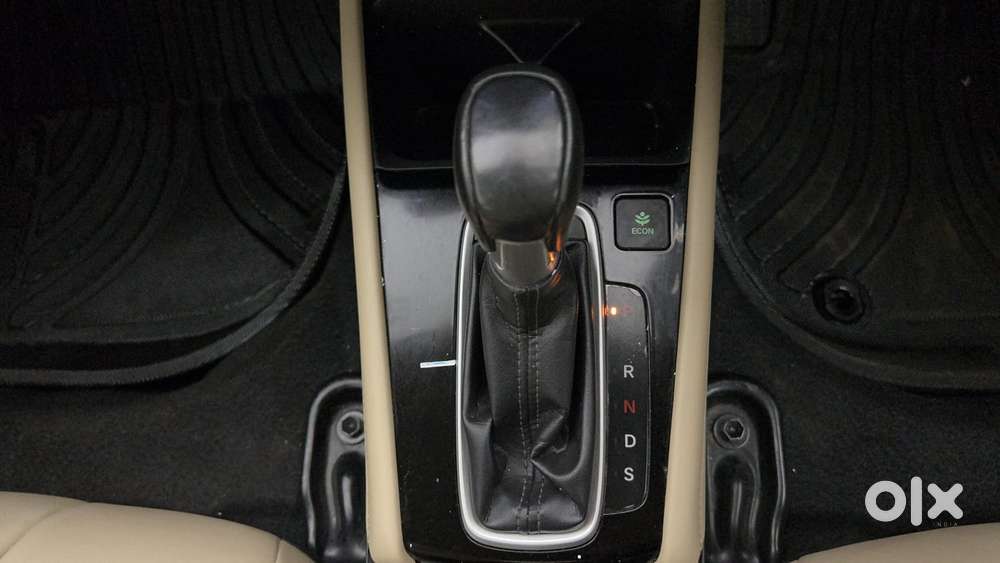 Honda City I-vtec Cvt Zx, 2022, Petrol