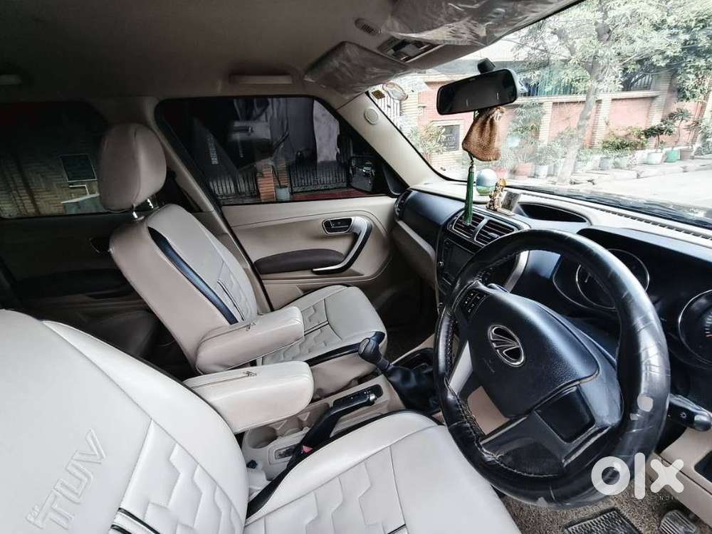 Mahindra Tuv 300 T10 Opt, 2019, Diesel
