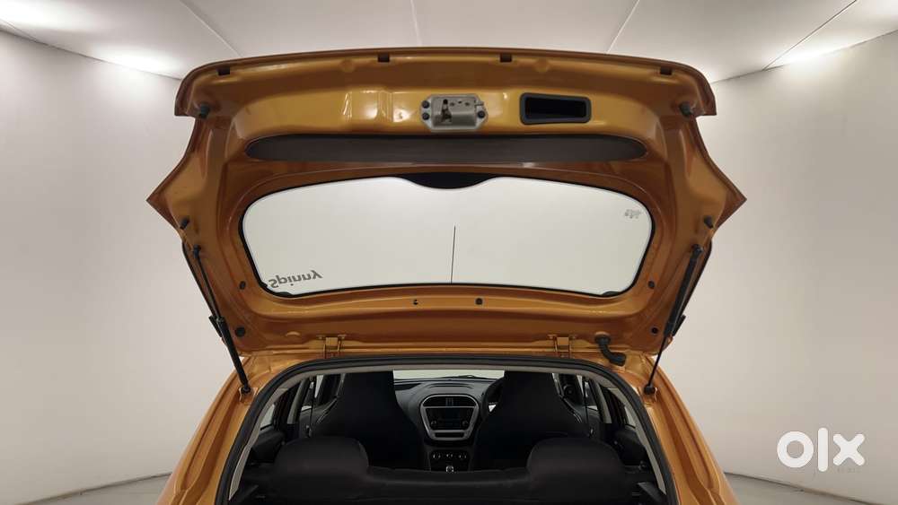 Tata Tiago 1.2 Revotron Xt, 2017, Petrol