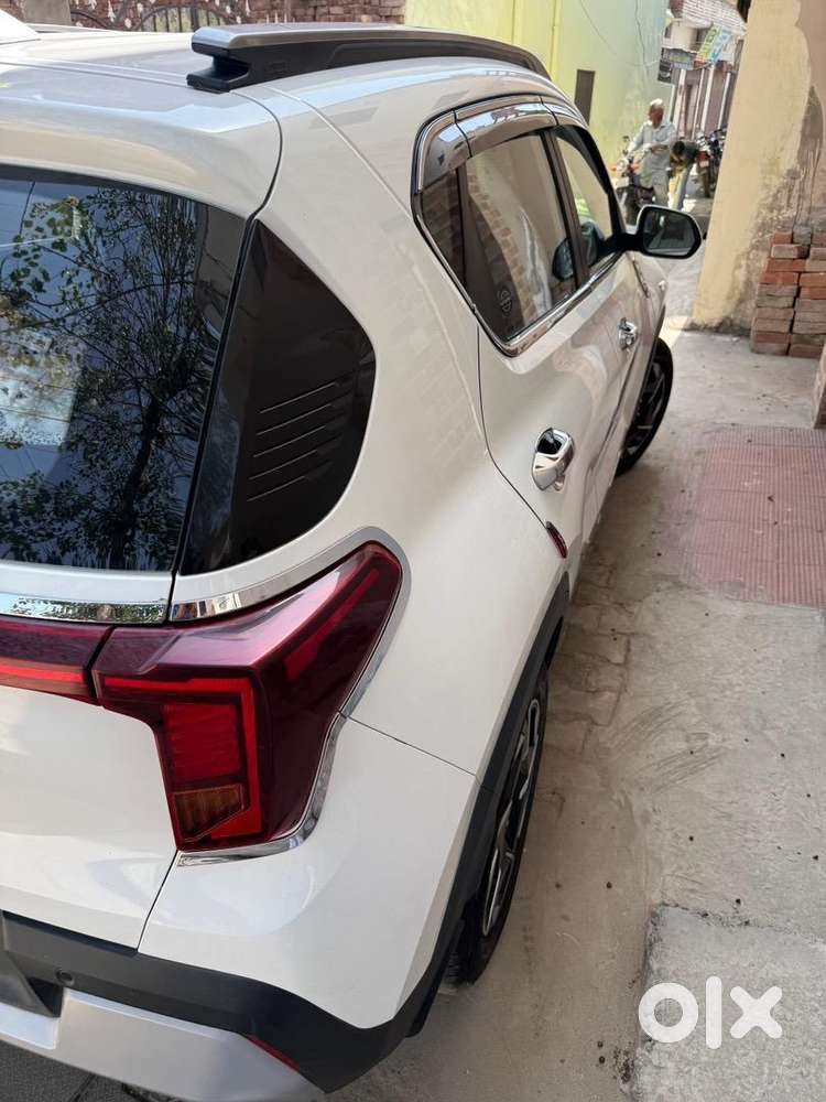 Kia Petrol Car 2024