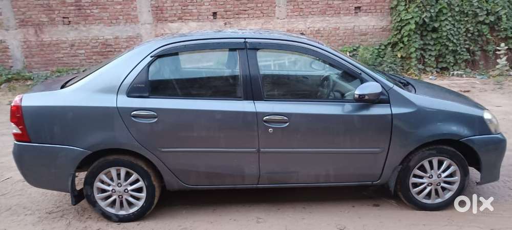 Toyota Etios Petrol 67000 Km Driven With Service Revord All New Tyre