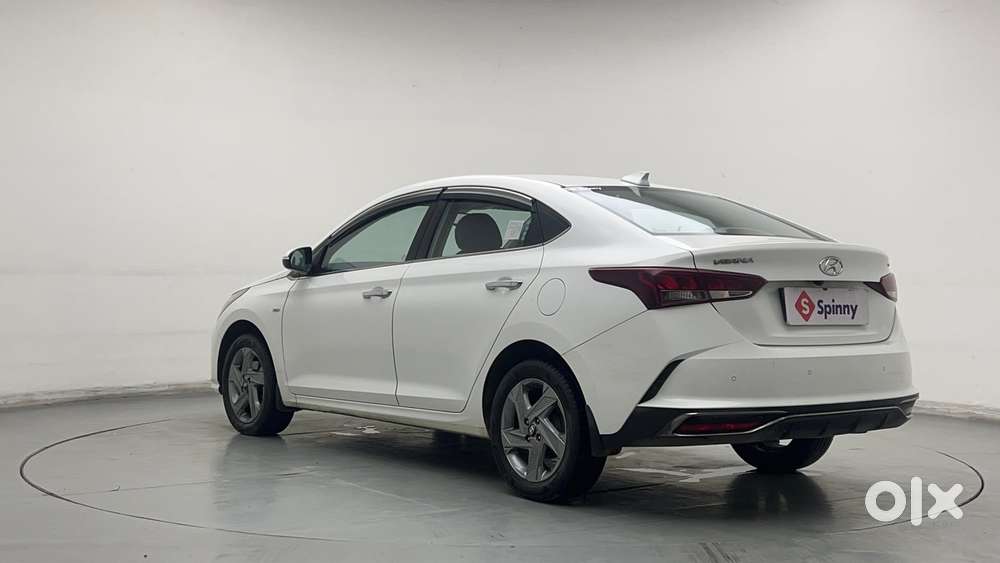 Hyundai Verna 1.5 Sx Diesel At, 2022, Diesel