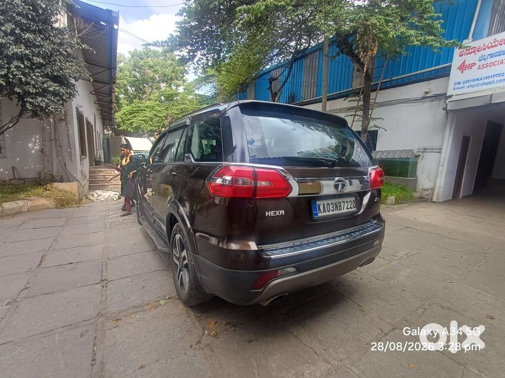 Tata Hexa 2.2 Xta 4x2 6 Str Dual Tone, 2017, Diesel