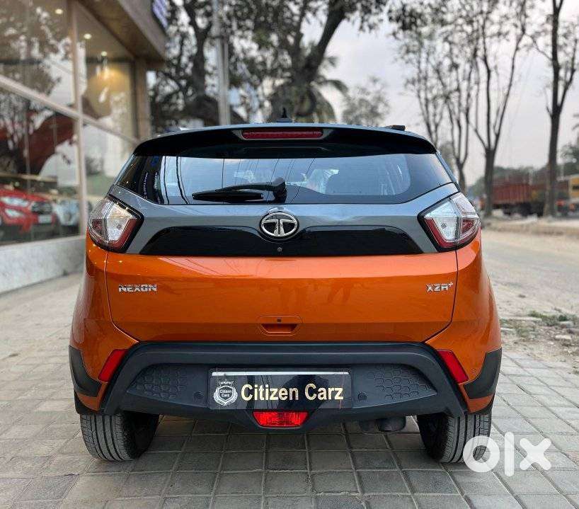 Tata Nexon 1.2 Revotron Xza Plus, 2018, Petrol