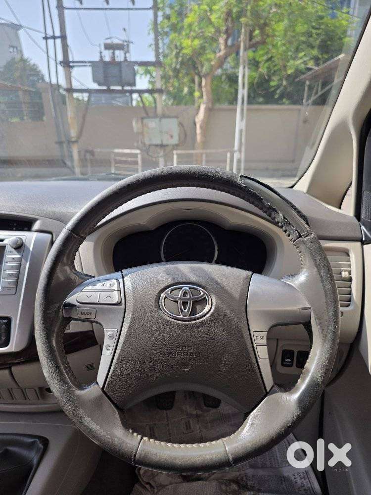 Toyota Innova 2.5 V 7 Str, 2012, Diesel