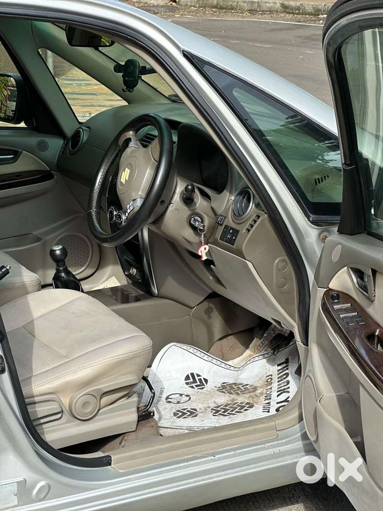 Maruti Suzuki Sx4 Zxi, 2010, Cng & Hybrids