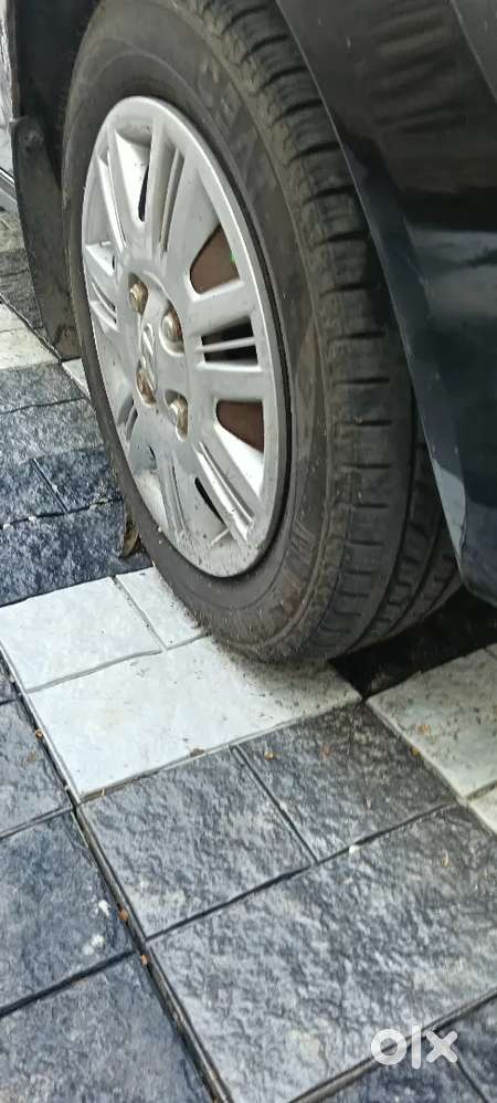 .good Condition. New Tyres. No Accident History. New Battery. Nice Ac