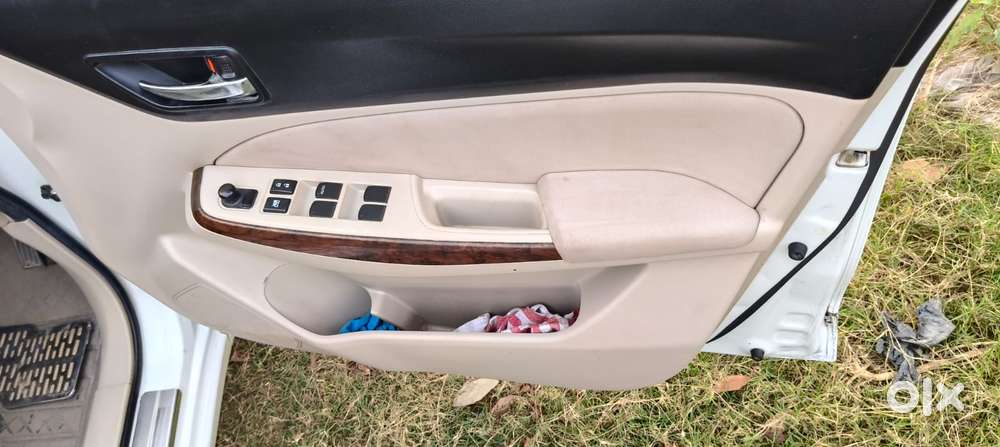 Maruti Suzuki Dzire Ags Zdi Plus, 2018, Diesel