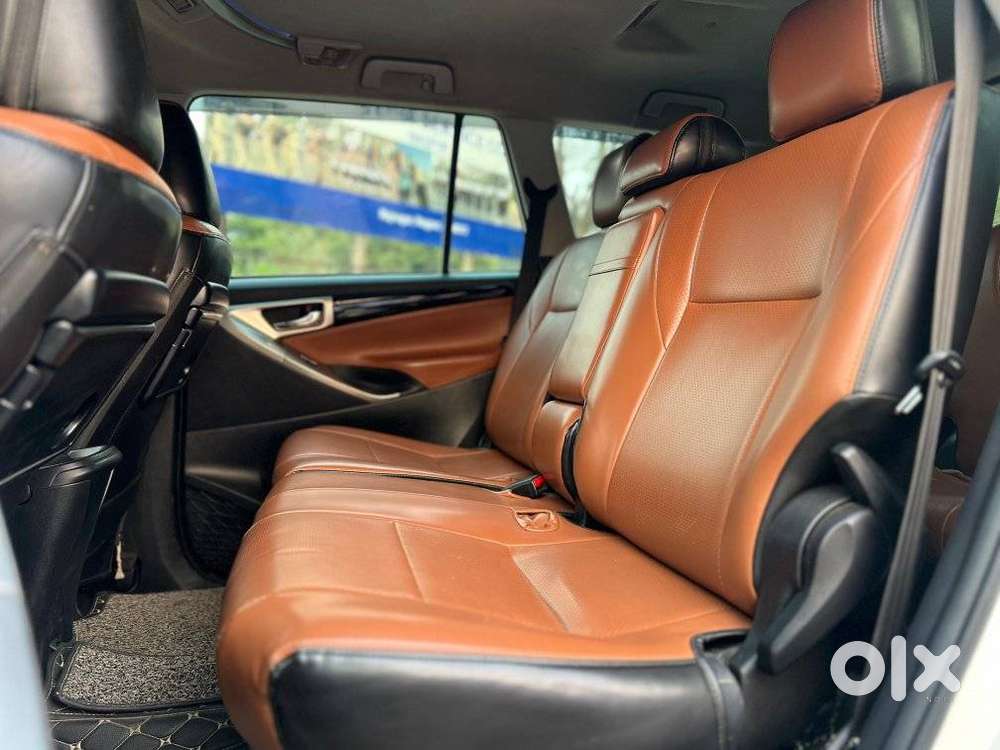 Toyota Innova Crysta 2.4 V 8 Str, 2021, Diesel