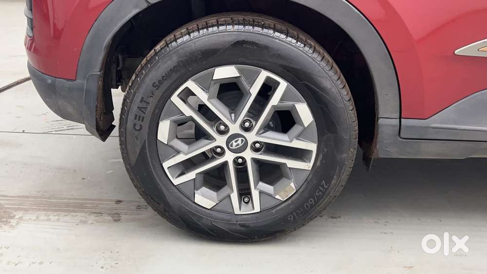 Hyundai Venue Sx (o) Mt 1.5 Diesel, 2024, Diesel