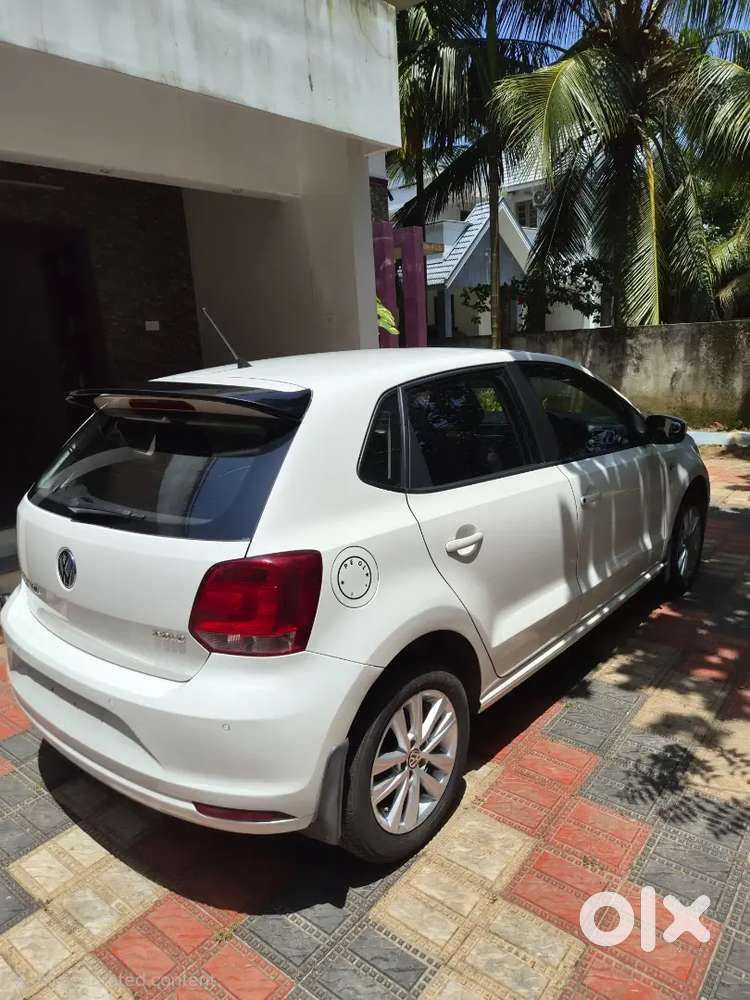 Volkswagen Polo Highline 2015
