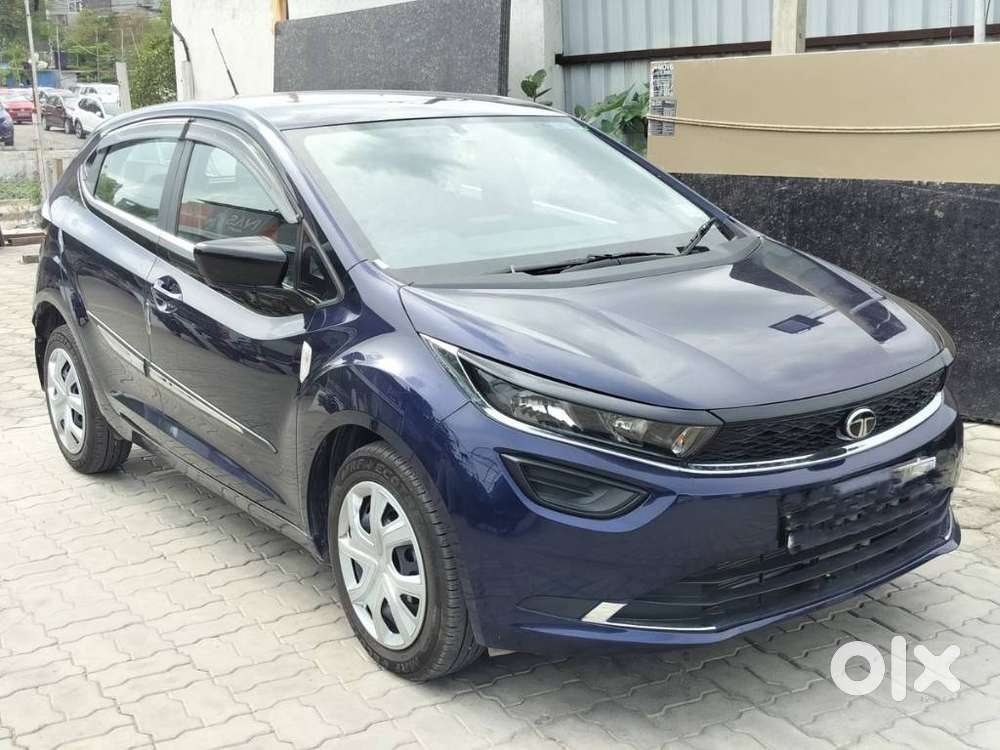 Tata Altroz 1.2 Xm Plus, 2025, Petrol