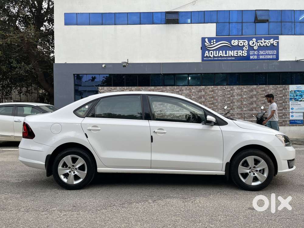 Skoda Rapid 1.0 Ambition Tsi At, 2020, Petrol