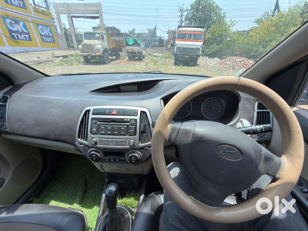 Hyundai I20 Sportz 1.2 Bs-iv, 2013, Diesel