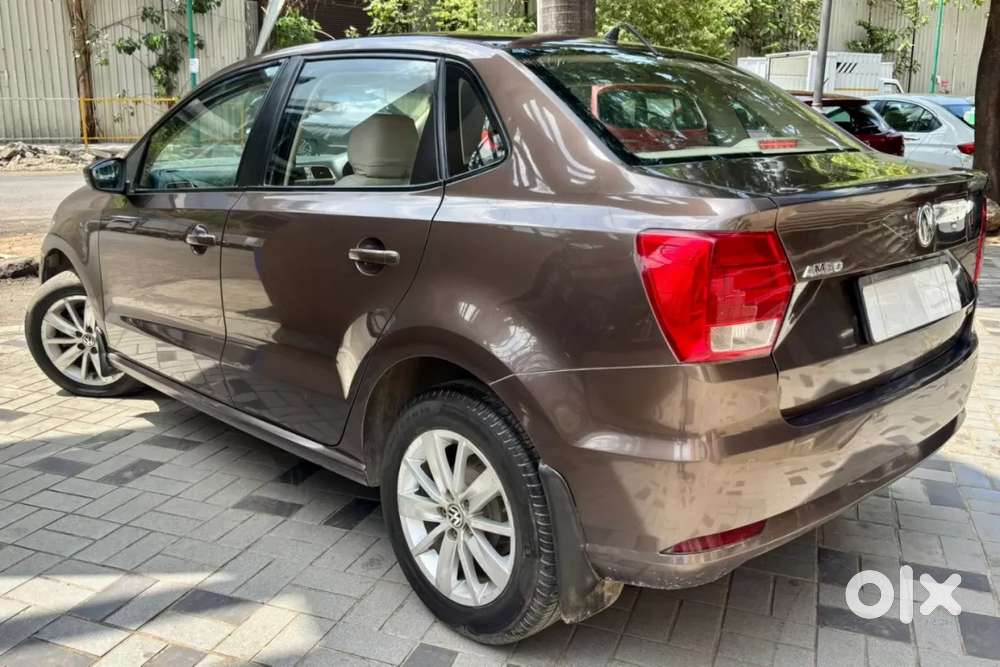 Volkswagen Ameo 1.5 Tdi Highline At 16 Alloy, 2018, Diesel