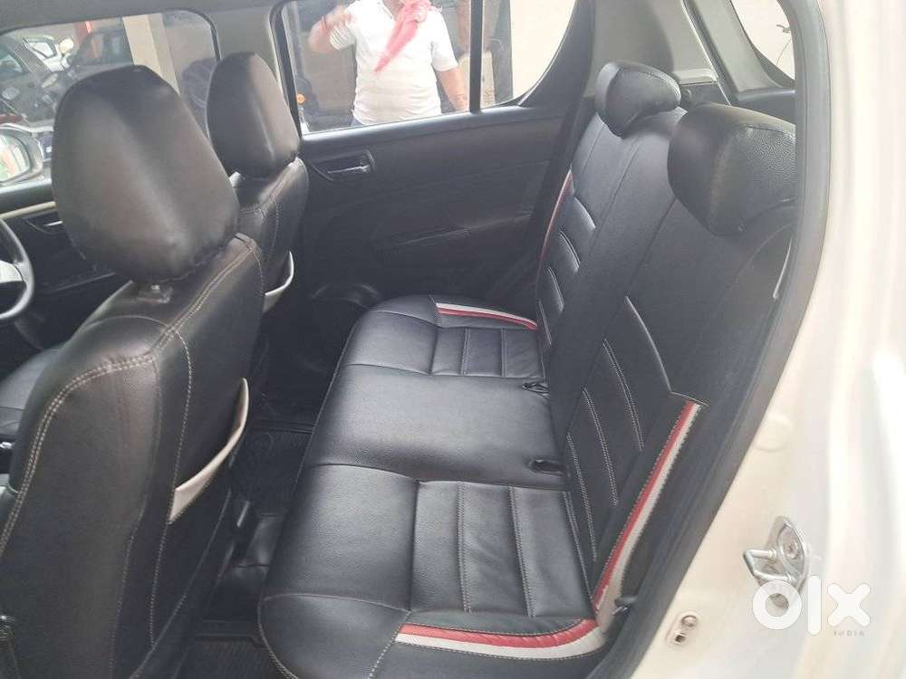 Maruti Suzuki Swift Vxi 1.2 Abs Bs-iv, 2013, Petrol