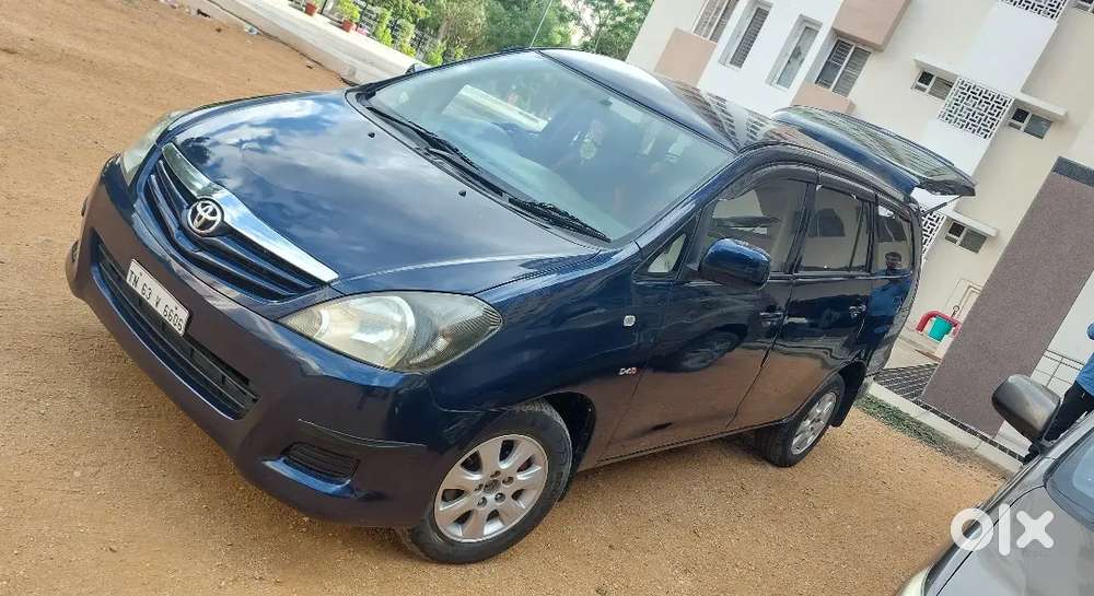 Toyota Innova 2.5 E 2005