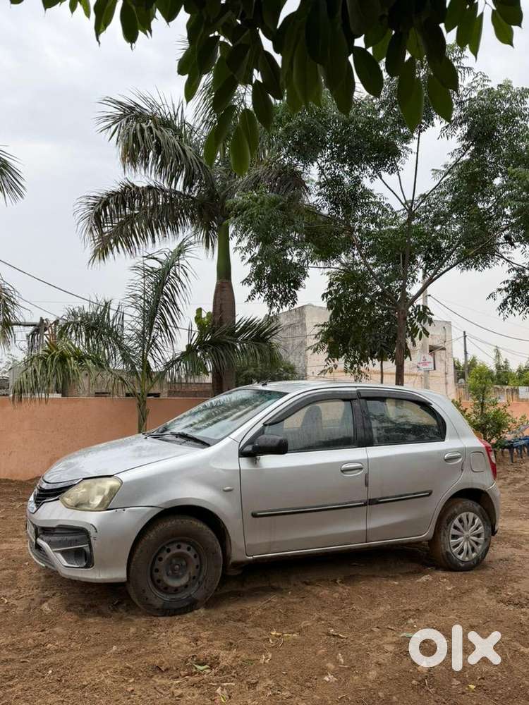 Toyota Etios Liva 2012 Diesel 170000 Km Driven