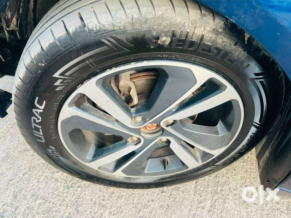 Tata Altroz Xz 2023