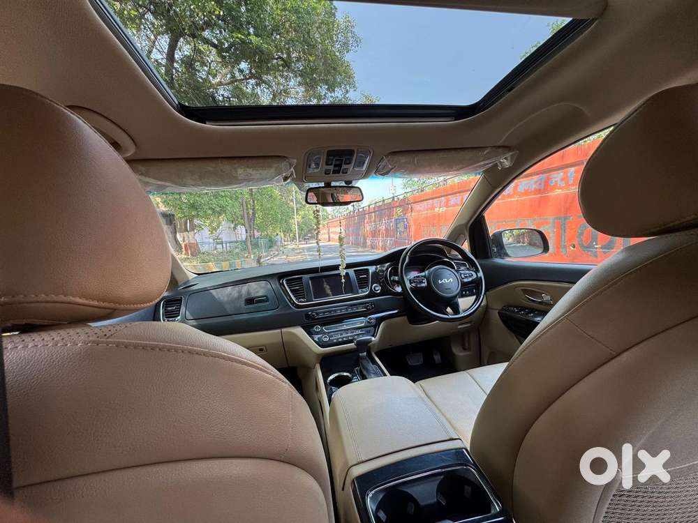 Kia Carnival Limousine Plus 7 Str, 2022, Diesel