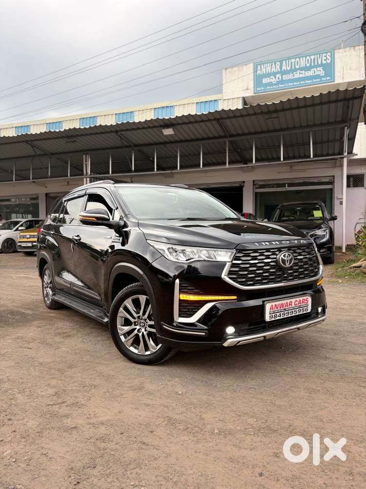 Toyota Innova Hycross 2.0 Zx (o) Hybrid 7 Str, 2023, Electric
