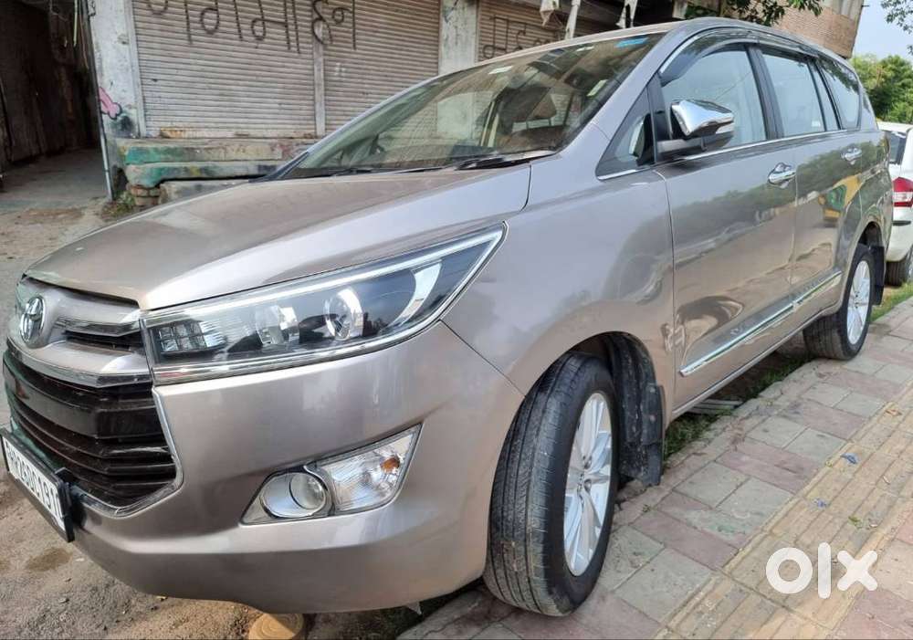 Innova Crysta Car For Sale, In Very Good Condition.