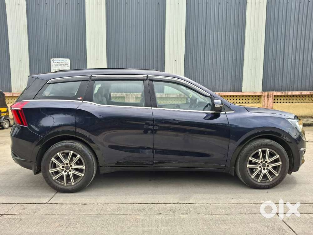 Mahindra Xuv700 2.0 Ax 7 Petrol At Str, 2023, Petrol